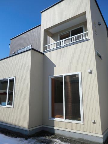 ２階建て４LDKコンパクトハウス、今度の土日（3/2～3）公開です