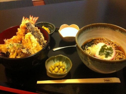 本日は 震災復興セット えび天 人気でした