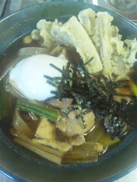 揚げたて　天婦羅　そば・うどん　はいかがですか～