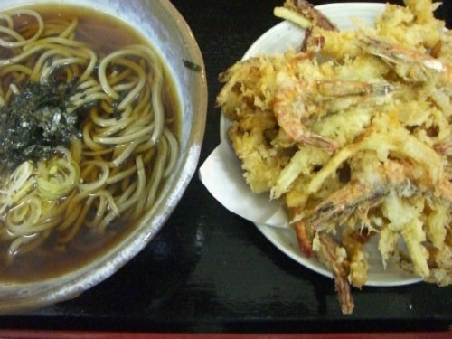 お子様へ サービス です(昼限定) 夜は大人向けの・・・。