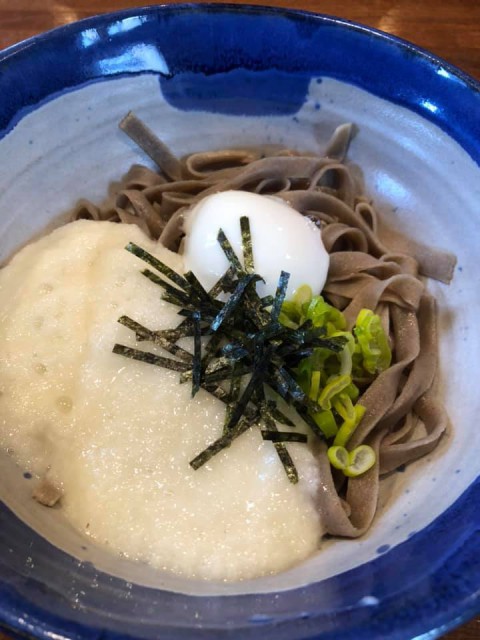 幕別町西田さんの甘くて粘り強い長芋で作るトロロが美味しい