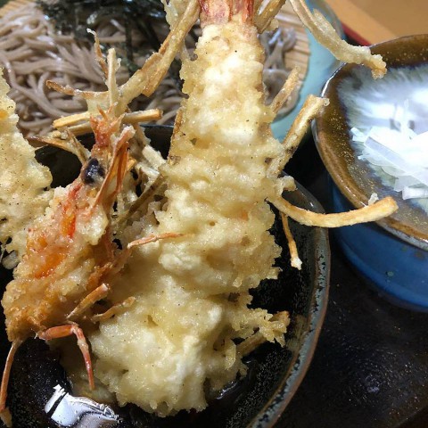 天婦羅 沖縄産の車エビの天婦羅も大変人気です