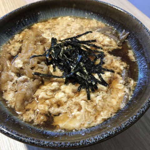 真ダチを天ぷらにして卵でとじたお蕎麦が美味しかった