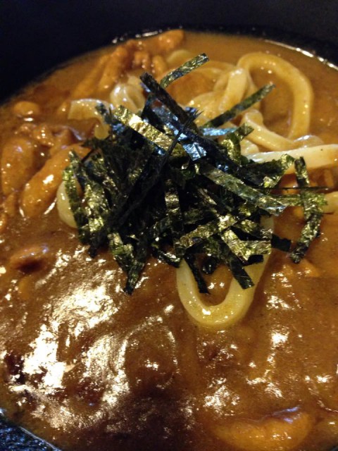 田舎平打はカレー南蛮用に開発したお蕎麦　田舎十割太打ももってこい