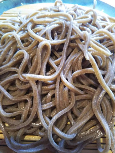 【打分ける8種の蕎麦】深い風味の田舎蕎麦が人気 田舎は4兄弟
