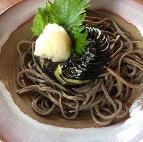 【クラフト蕎麦十種】茄子の季節　素揚げの茄子の『あげ茄子おろし』