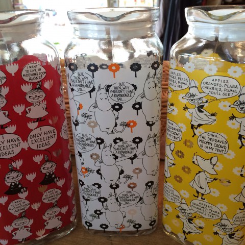 ムーミン、ガラスポット。