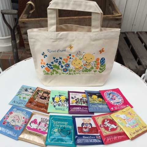 カレルチャペック、紅茶とトートのセット。