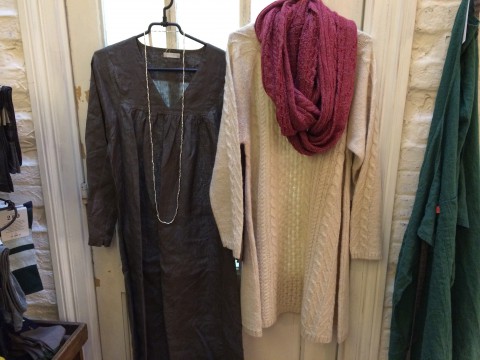 fogとアラクリティのお洋服入荷。