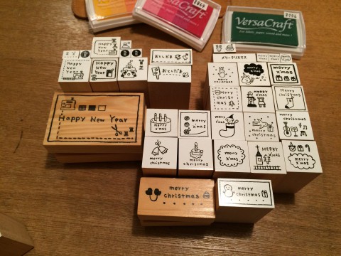 クリスマス、年賀のスタンプ。