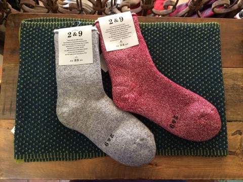 2&9 もっとあたたかい靴下入荷!