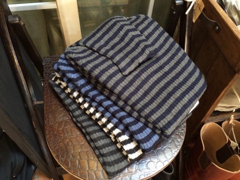 ボーダーの綿ニットも入荷!