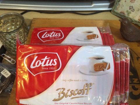 ロータスカラメルビスケットを格安で。