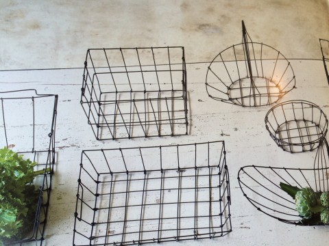 デスクバスケットも入荷!