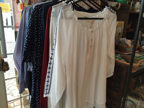 お洋服一部半額!