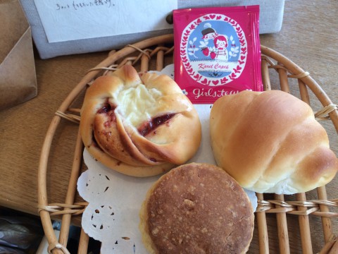 本日、こうばしやさんのパン販売の日!