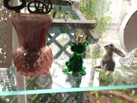 本日営業しておりますよ。