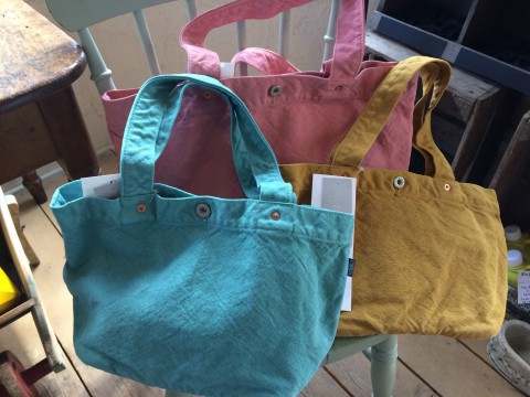 V.D.L.C バッグ新色入荷しました!