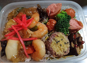 今日は中華丼風で・・
