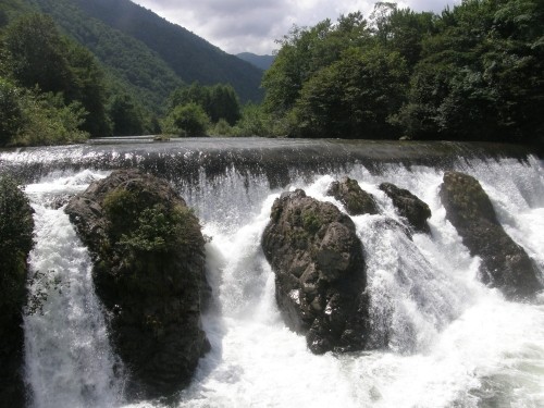 清流のその上「ピョウタンの滝・札内川園地」～中札内村へどうぞ（５）～