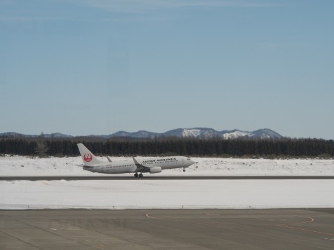 「とかち帯広空港」コロナの影響でJAL、エアドゥ各1便!