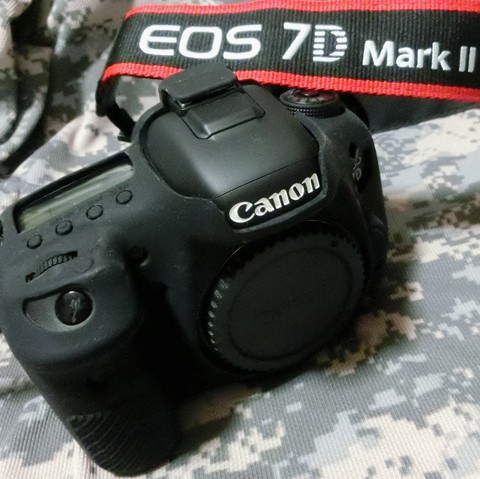 キヤノン EOS 7D MarkII用イージーカバー装着しました