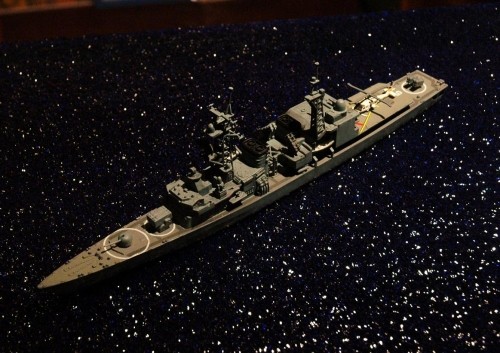 護衛艦『ひゅうが』のお供・・『あまぎり』