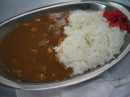 200円　児童会館カレーライス！