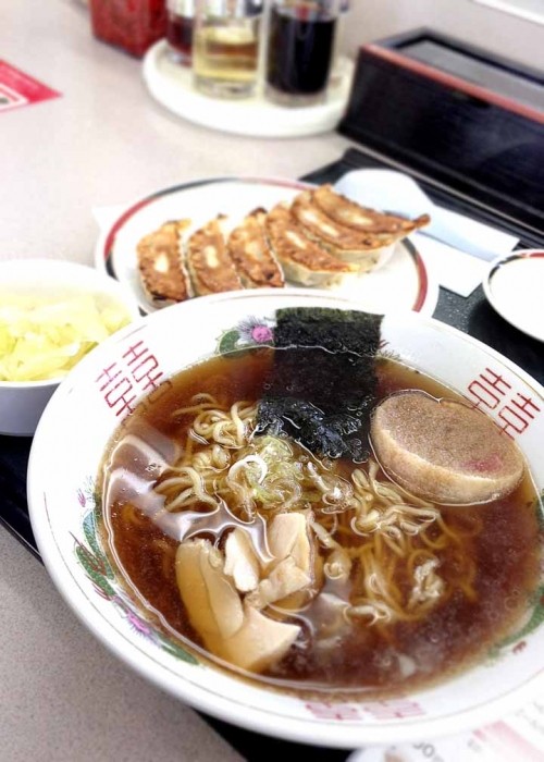 「みよしの」のラーメン