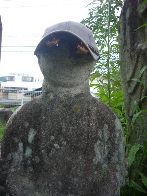 蝉地蔵