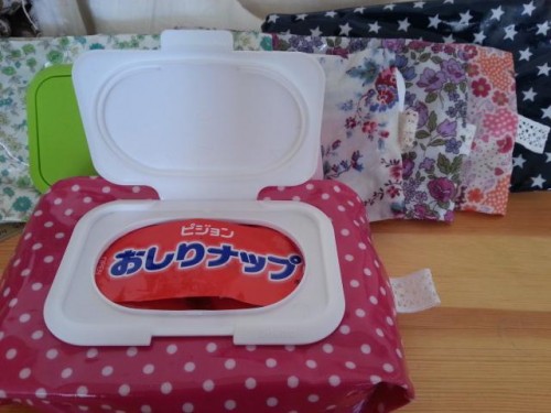 ウェットティッシュケース