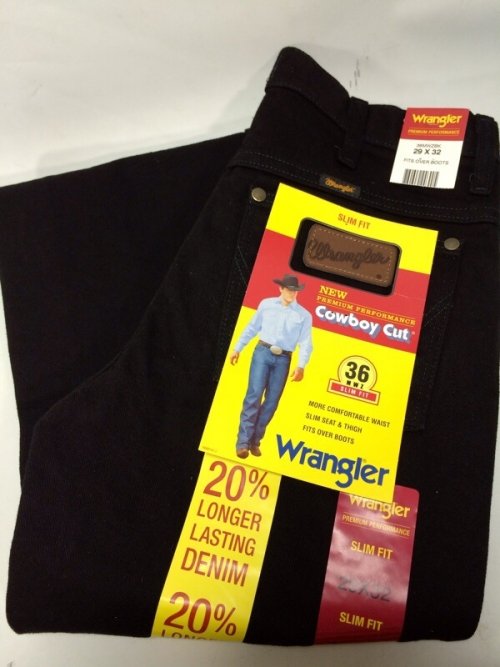 Wrangler(ラングラー)から36MWZのBLACKカラーが入荷しました!(^o^)