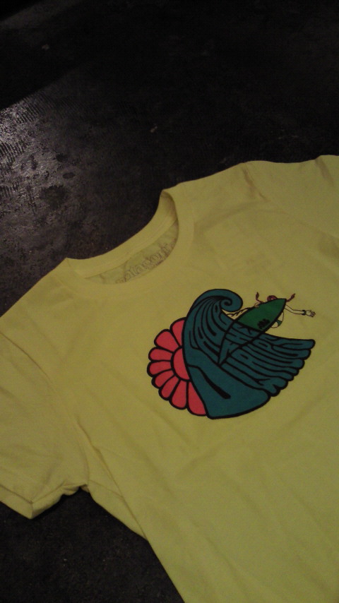 Patagonia Women's Save The Waves T-Shirt。