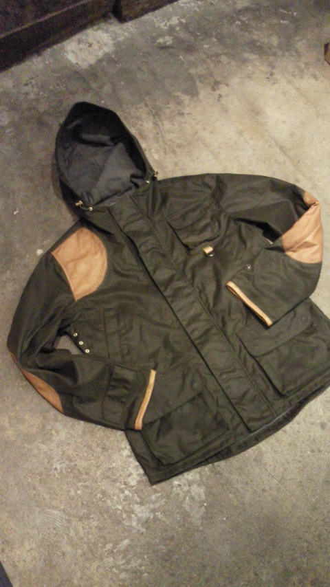 BiburyCourt Waxd Cotton Hunting Jacket