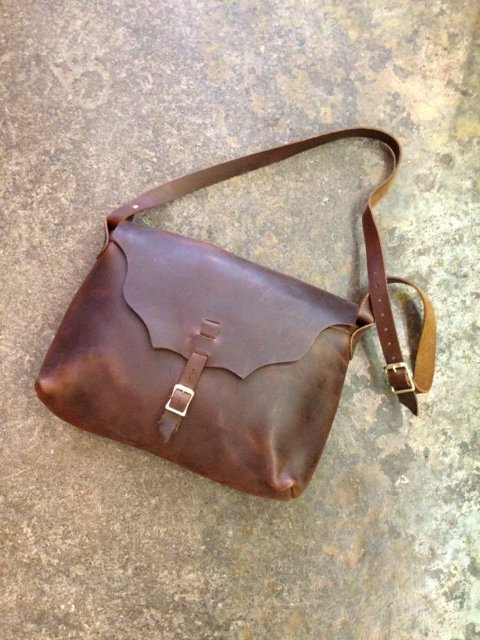 FERNAND LEATHER（フェルナンドレザー）入荷でございます。