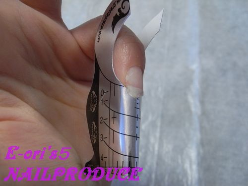 ＧＲＡＣＩＡのネイルフォーム。