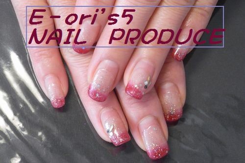 ジェルの持ちがいいと、自爪も割れませんよ！