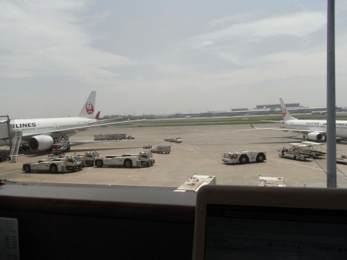 今、羽田空港です!