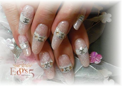 今月のお休みに変更があります。