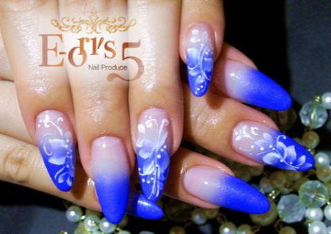 青いお着物に合わせて。