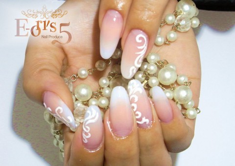 清楚NAIL。　-ベービーブーマー×エンボスアカントス-