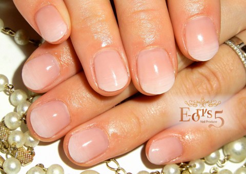 また×5、IKKOさんネイルをオーダーされました♪