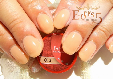 また×4、新色をオーダーされました!