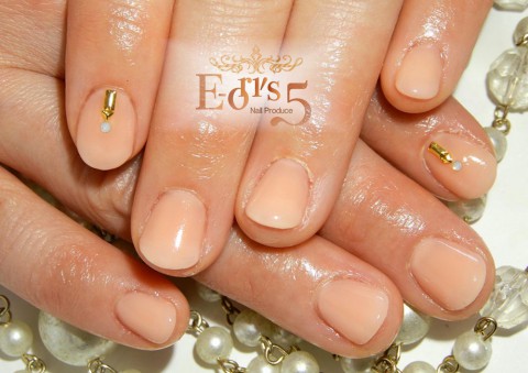 また×9、IKKOさんネイルをオーダーされました♪