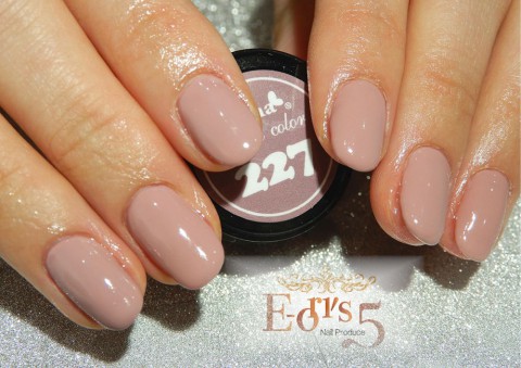 また×4、新色をオーダーされました!