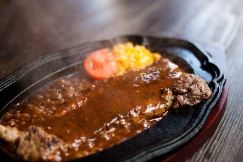 十勝清水若牛ロースステーキ。