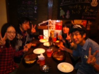 今週末のご予約状況と2パウンドハンバーグ♪