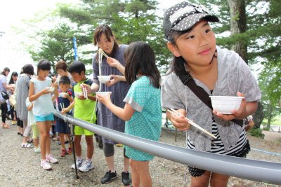 民謡コンサートと流しそうめん