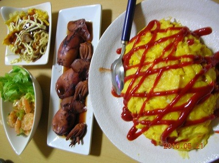 今夜はオムライス・・だけど・・！