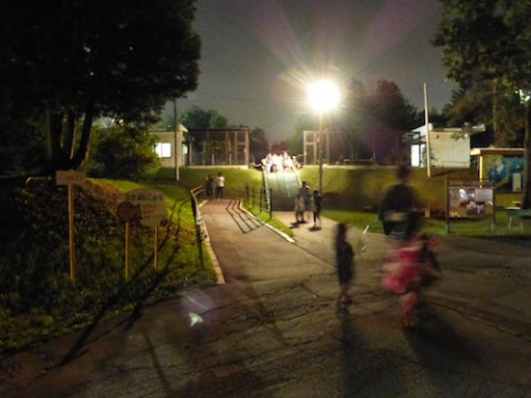 夜の動物園